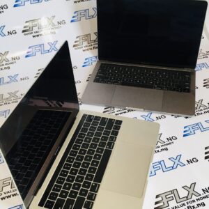 MacBook PRO 2019 - Core i7 - 16RAM - 256SSD - Fingerprint and Touch Bar